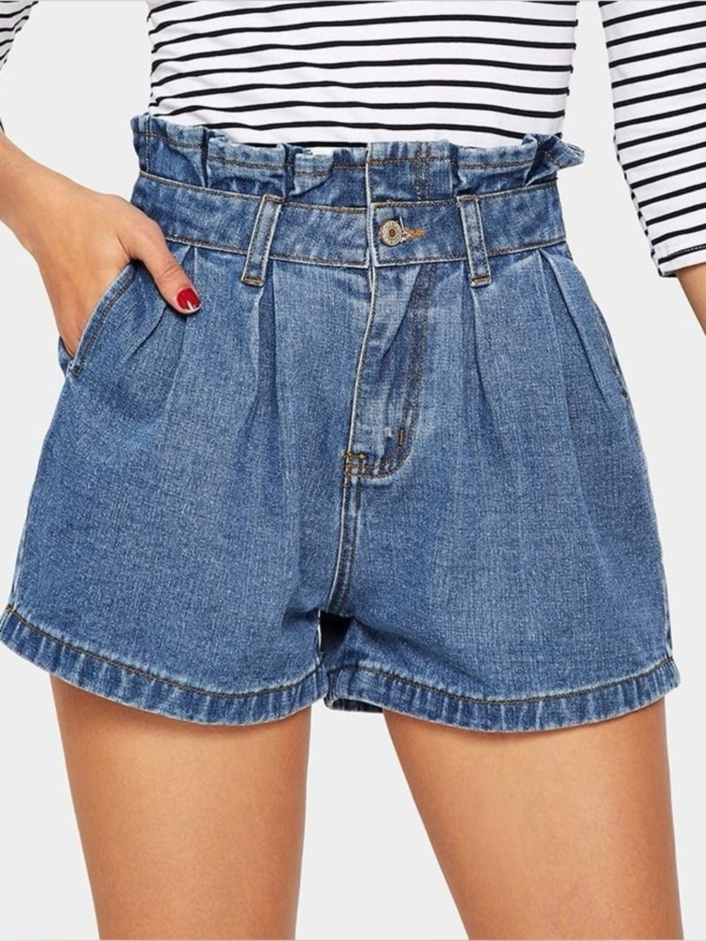 ZARA Ruffle Waist Slant Pocket Denim Shorts Denim Casual Straight Leg Size 6